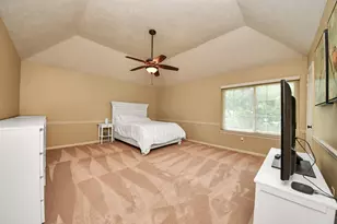 2307 Stephens Grant Dr, Sugar Land, TX 77479 - Photo 16