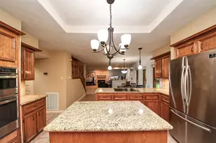 2307 Stephens Grant Dr, Sugar Land, TX 77479 - Photo 8