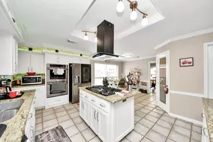 2108 Kildare Dr, Pearland, TX 77581 - Photo 10