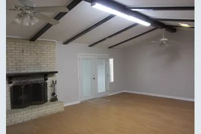 909 Broadmoor Drive, Huntsville, TX 77340 - Photo 4