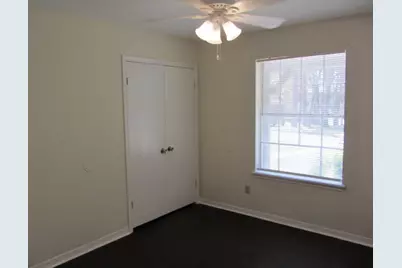 909 Broadmoor Drive, Huntsville, TX 77340 - Photo 8