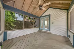 917 Fugate St, Houston, TX 77009 - Photo 24