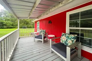 201 Campbell St, Shepherd, TX 77371 - Photo 2