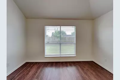 9220 Mahan Drive, La Porte, TX 77571 - Photo 8