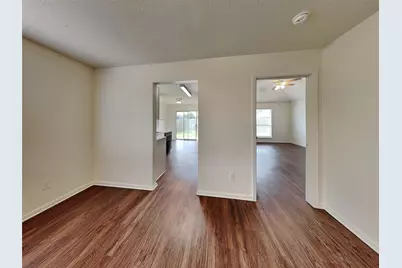 9220 Mahan Drive, La Porte, TX 77571 - Photo 4