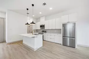 7555 & 7646 Calhoun Rd, Houston, TX 77033 - Photo 8