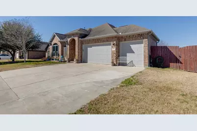 3219 Birkhill Court, Bay City, TX 77414 - Photo 2