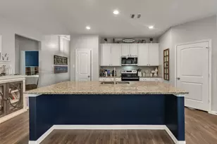 5725 Cerrillos Dr, Bryan, TX 77807 - Photo 12
