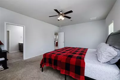 14105 Redwood Forest Trail, Conroe, TX 77384 - Photo 8