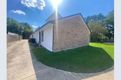 8915 Emnora Lane #C, Houston, TX 77080 - Photo 2