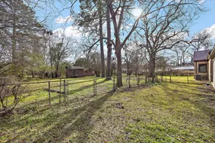 370 Austin St, Timpson, TX 75975 - Photo 28