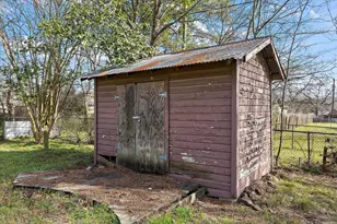 370 Austin St, Timpson, TX 75975 - Photo 30