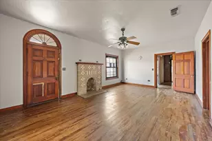 370 Austin St, Timpson, TX 75975 - Photo 4