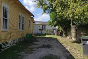 1511 Common St, Houston, TX 77009 - Photo 6