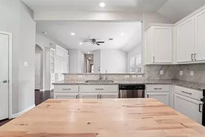 4542 Coues Deer Lane, Conroe, TX 77303 - Photo 14