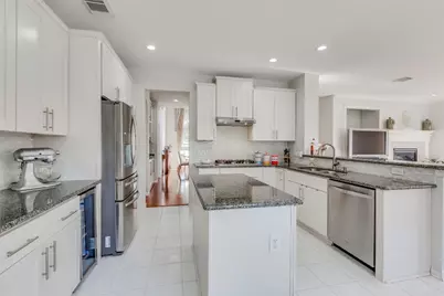 5914 Saber River, Sugar Land, TX 77479 - Photo 18