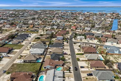 13833 Flintlock Drive, Corpus Christi, TX 78418 - Photo 44