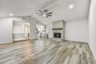 5206 Apple Blossom Ln, Friendswood, TX 77546 - Photo 6