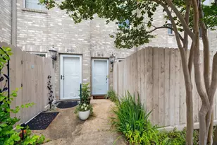 2898 Holly Hall St, Houston, TX 77054 - Photo 4