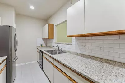 2898 Holly Hall Street #2898, Houston, TX 77054 - Photo 14