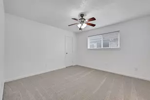 2414 Heather Ridge Ct, Webster, TX 77598 - Photo 18