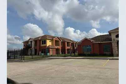 107 Oak Park Drive #00, Clute, TX 77531 - Photo 2