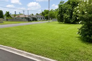 2505 Jones St, Houston, TX 77026 - Photo 1