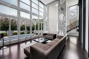 2200 Harvard St, Houston, TX 77008 - Photo 6