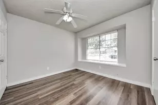 7818 Hiawatha St, Baytown, TX 77521 - Photo 14