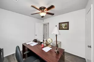 6319 Guadalupe St, Houston, TX 77016 - Photo 4