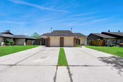 16425 Monte Carlo Lane, Houston, TX 77053 - Photo 2