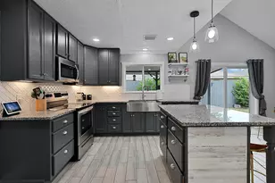 12714 Huntington Field Dr, Houston, TX 77099 - Photo 8