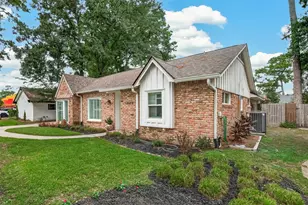 10062 Warwana Rd, Houston, TX 77080 - Photo 4
