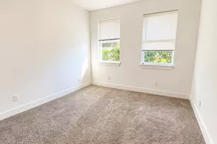 7634 Crofton St, Houston, TX 77028 - Photo 8