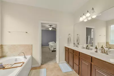 12422 Upland Rapids Drive, Houston, TX 77089 - Photo 34