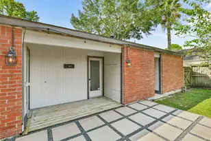 15719 Stonehaven Dr, Houston, TX 77059 - Photo 28