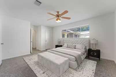 10614 Lynbrook Drive, Houston, TX 77042 - Photo 10