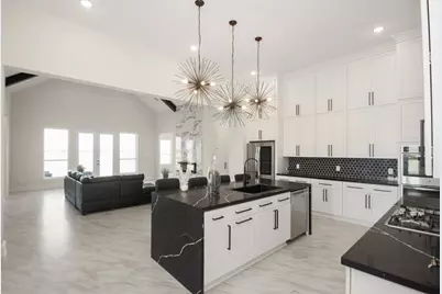 541 Quarter Horse Trail, Angleton, TX 77515 - Photo 6