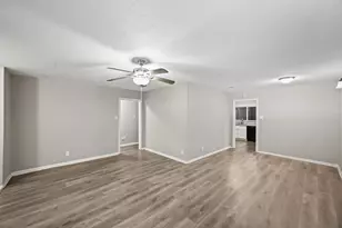 605 West Ave, Pasadena, TX 77502 - Photo 2