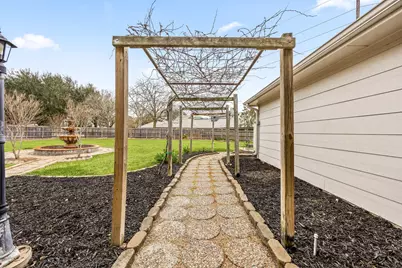 4610 Round Rock Court, Sugar Land, TX 77479 - Photo 34