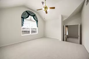 4610 Round Rock Ct, Sugar Land, TX 77479 - Photo 18