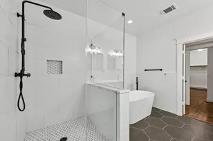 1537 Alexander St, Houston, TX 77008 - Photo 24