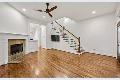 1537 Alexander Street, Houston, TX 77008 - Photo 6