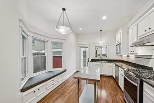 1537 Alexander St, Houston, TX 77008 - Photo 10