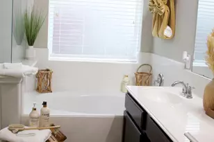 3719 Butte Meadows Ln, Houston, TX 77047 - Photo 14