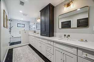 13830 Barryknoll Ln, Houston, TX 77079 - Photo 38