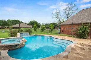 5023 Waterbeck St, Fulshear, TX 77441 - Photo 2