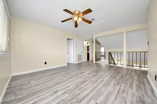 13507 White Cliff Dr, Houston, TX 77065 - Photo 18