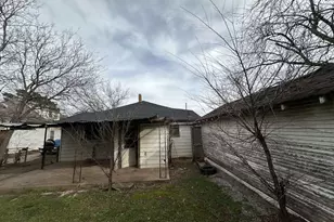 509 N Waggoner St, Electra, TX 76360 - Photo 16