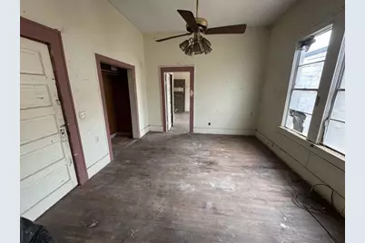 509 N Waggoner Street, Electra, TX 76360 - Photo 10